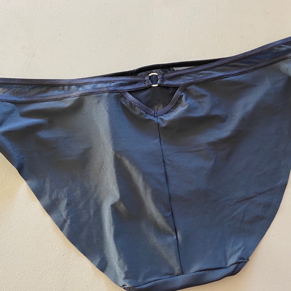 Chantelle Garnier Lace Cheeky Brief - Picture 2 of 8